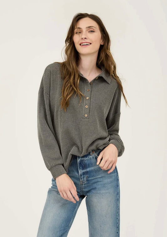 CHARCOAL PINSTRIPE COLLARED HALF BUTTON KNIT TOP
