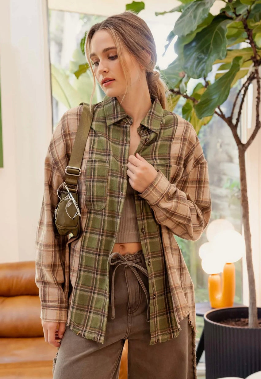 COLORBLOCK PLAID COLLARED BUTTON DOWN SHIRT