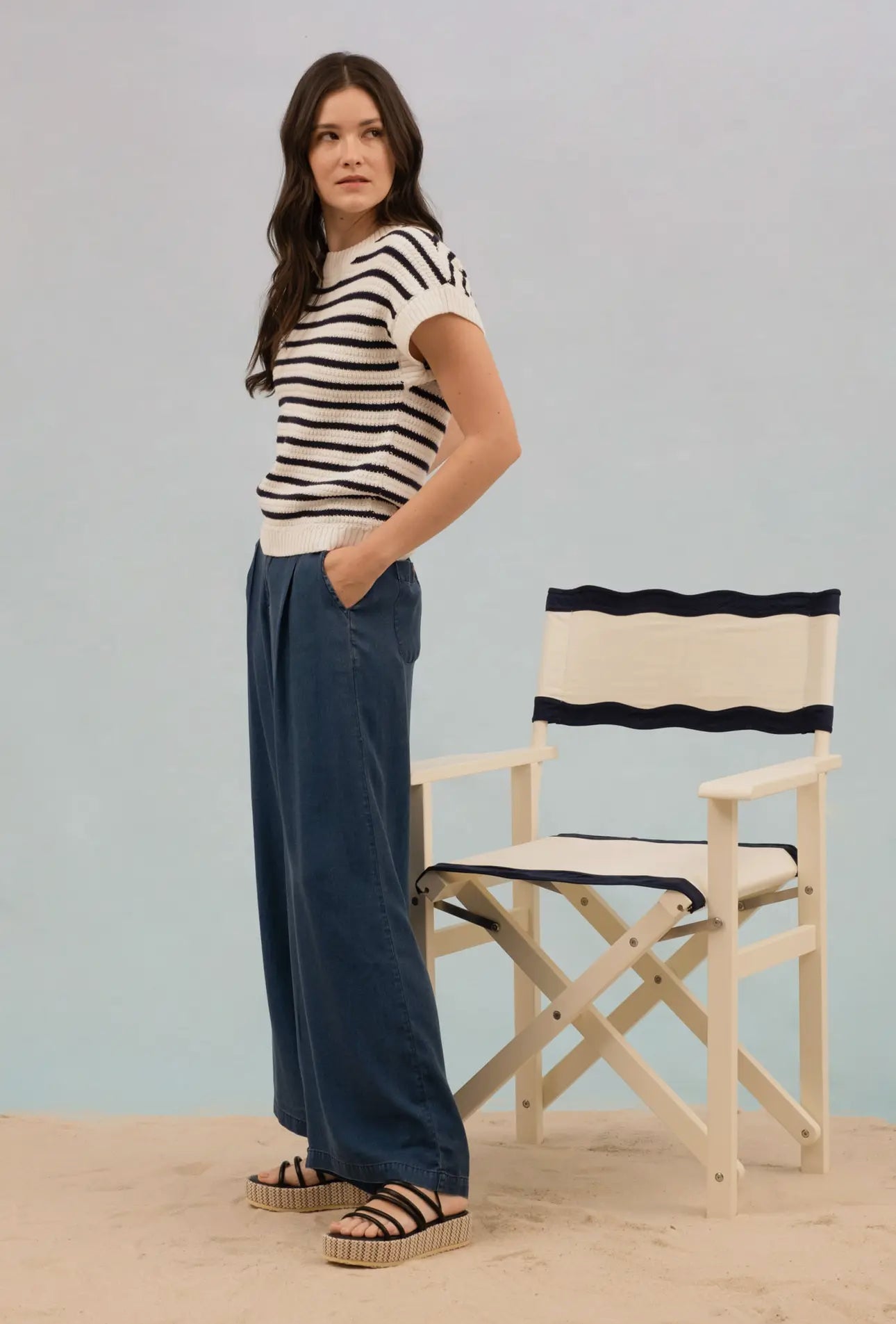 Black and White Stripe Crew Neck Pullover Short Sleeve Top