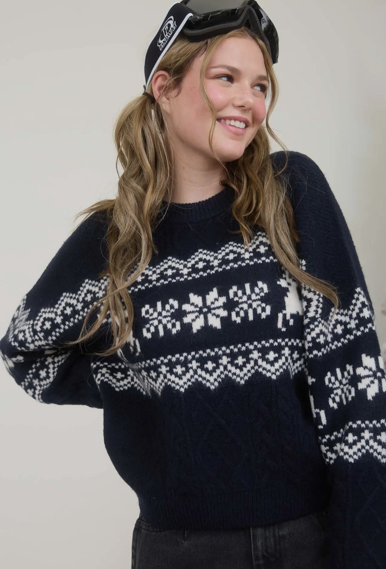 Snowflake Deer Cable Knit Pullover Sweater