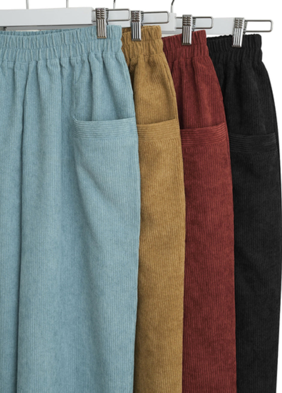 Burgundy corduroy front pocket pants