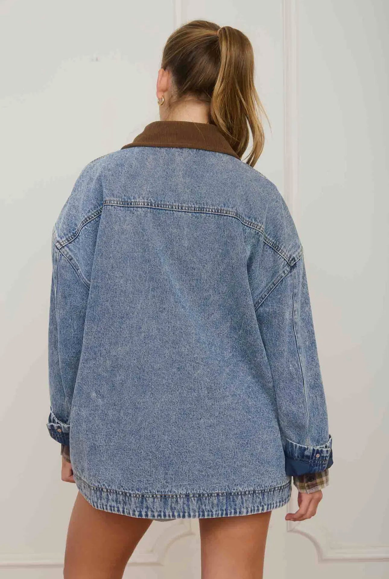 Denim Contrast Collar Jacket With Hook Latches
