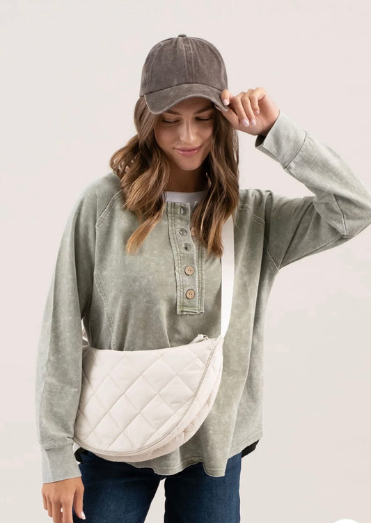 WASHED HENLEY RAGLAN LONG SLEEVE KNIT TOP