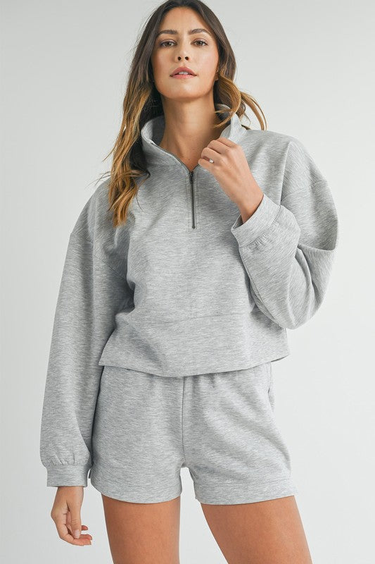 Women Stand Neck Zipped Sweatshirt and Shorts Set