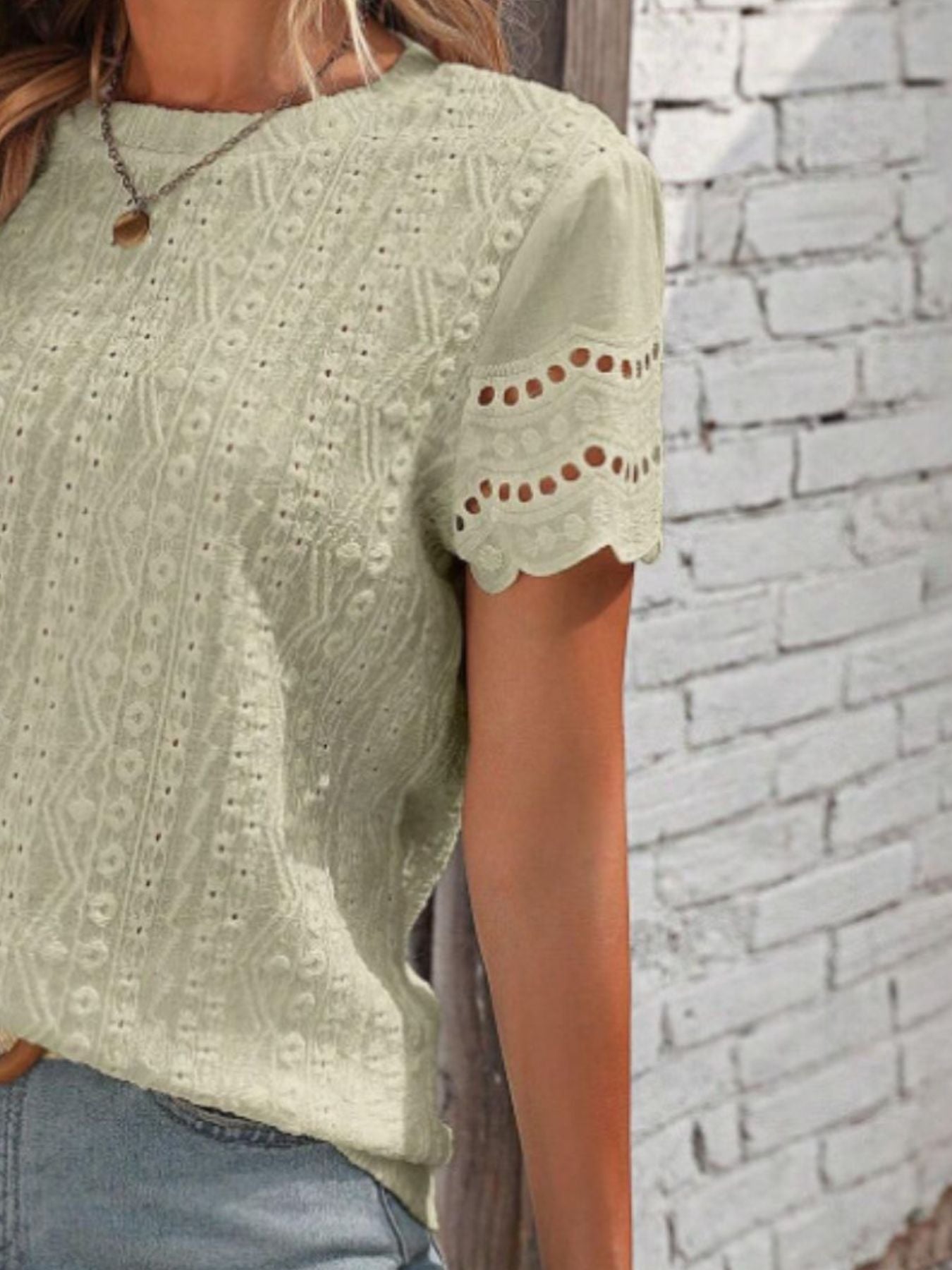 e2fb9e8c-39c4-44fe-b89b-192d80bdd0c0-Max