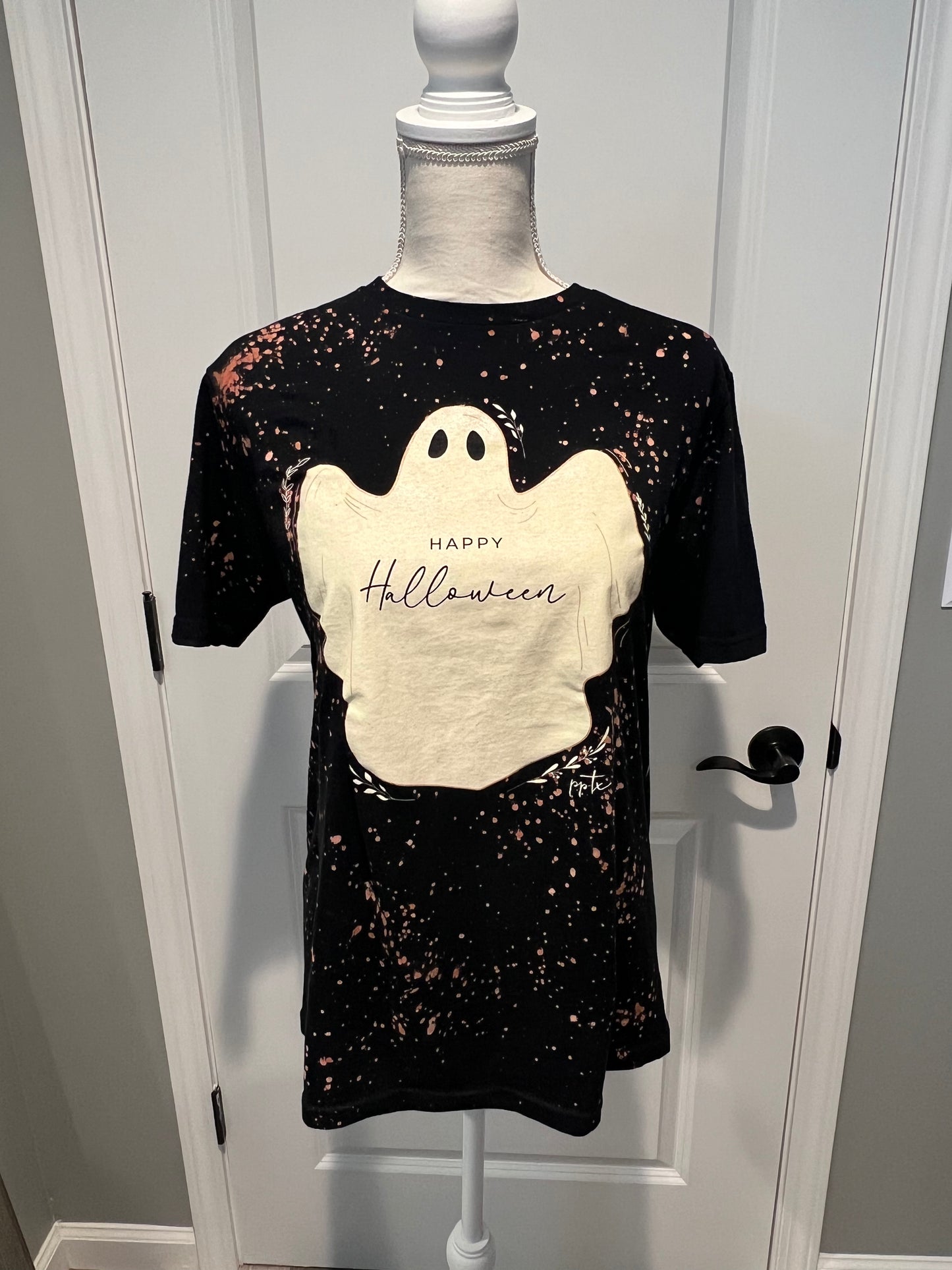 Happy Halloween Ghost T-Shirt - Grace Ann Faith Boutique - Official Online Boutique 